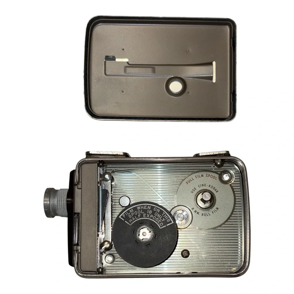 Kodak Brownie Vintage 8mm Movie Camera 13mm f/2.7 Lens Winds & Spins untested